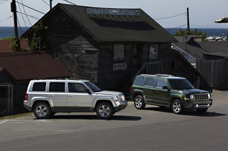  Jeep Patriot 2011 года  (фото 20 из 36)